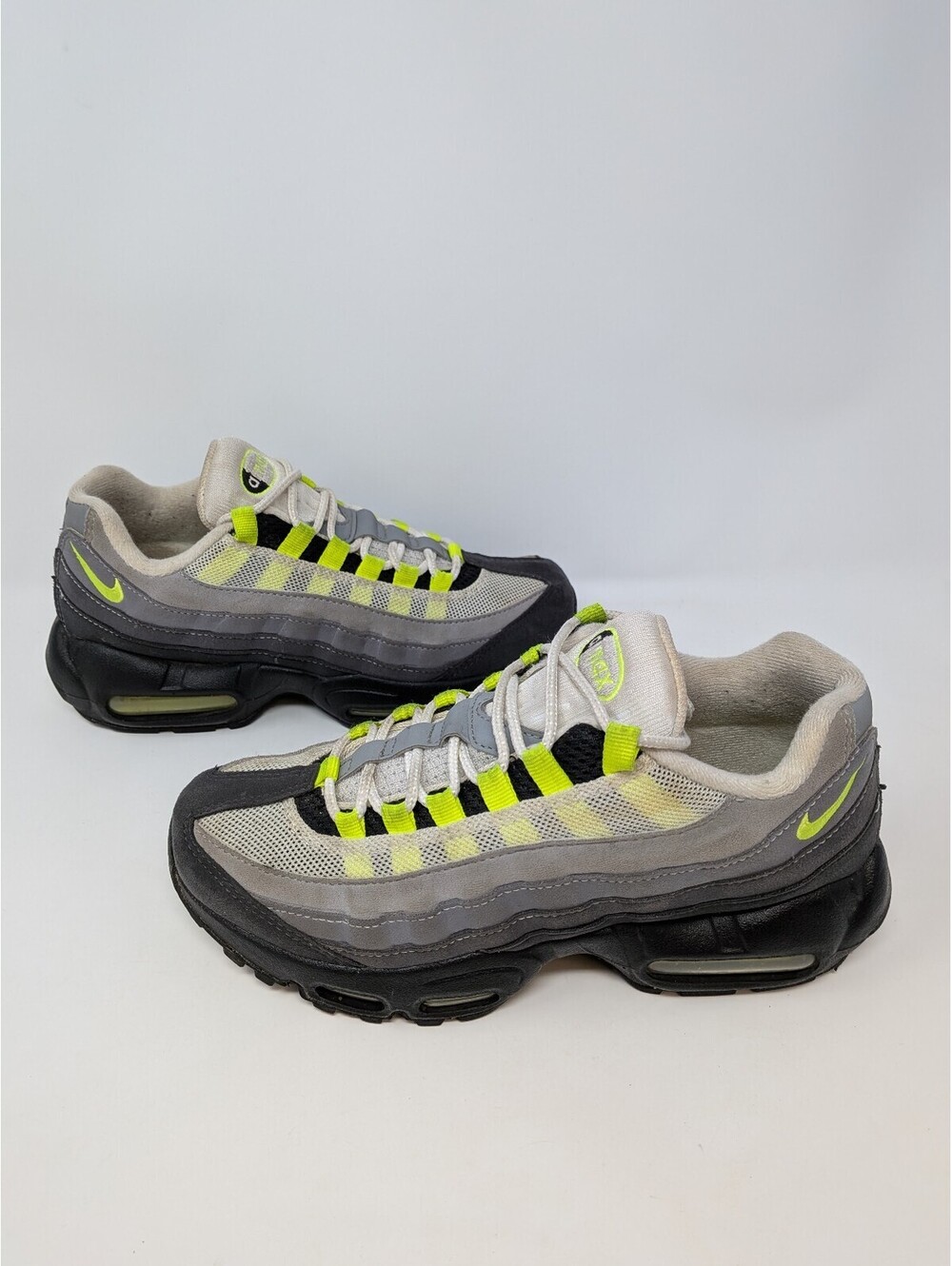 Nike Air Max 95 OG Neon Black Grey Big Kids’ Size 6.5Y CZ0910-001